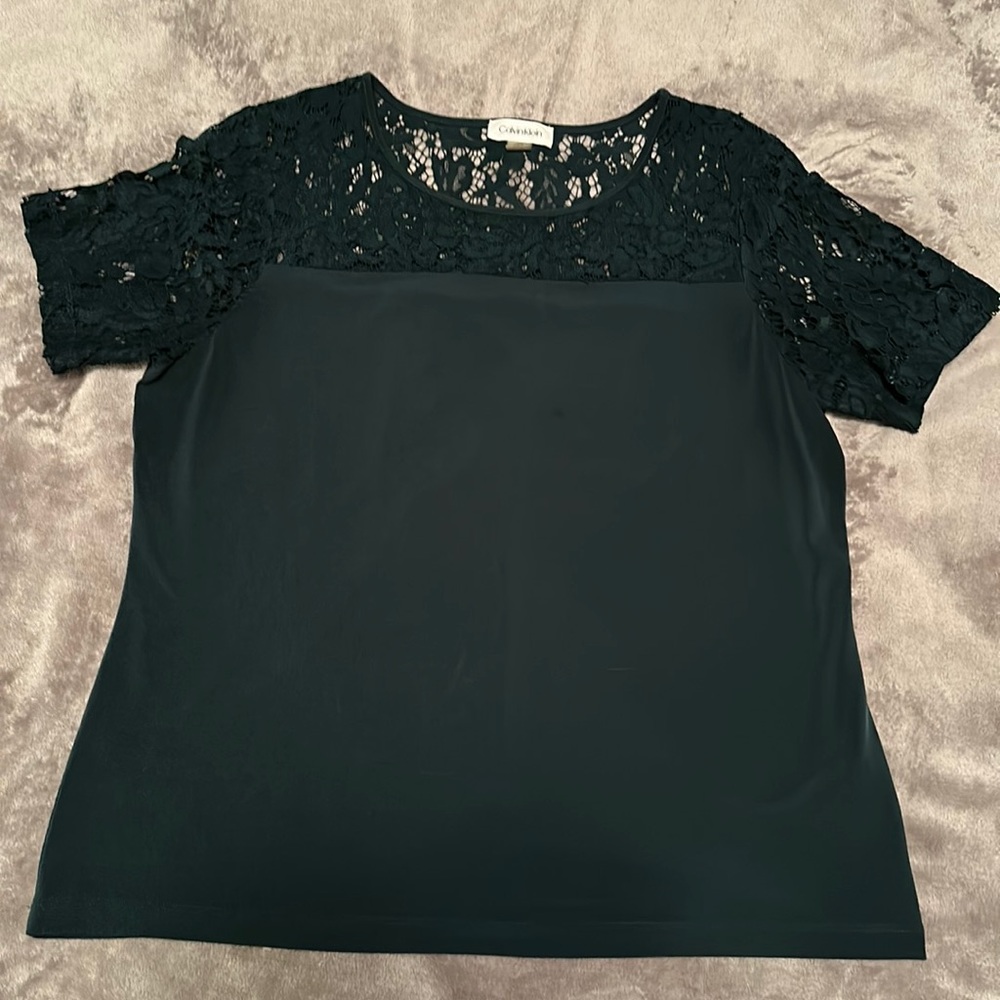 Calvin Klein green top lace neck